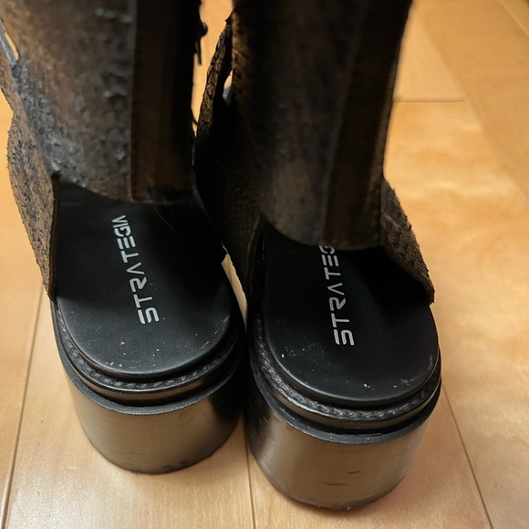 STRATEGIA, 37 EU/ 7 US, black - Picture 3 of 8